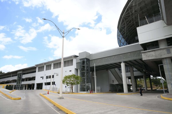 巴拿马地铁为维利亚·赛塔停车场寻找私人运营商