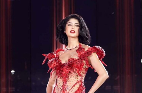 巴拿马模特受邀参加纽约时装周