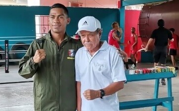 Panamanian 'Scientist' Núñez travels to Germany for world title