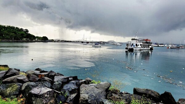 Demystifying the Vibrant Panama City: An International Perspective