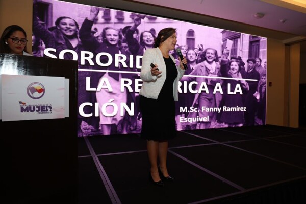 Panama Holds National Meeting of Women to Promote Female Entrepreneurship