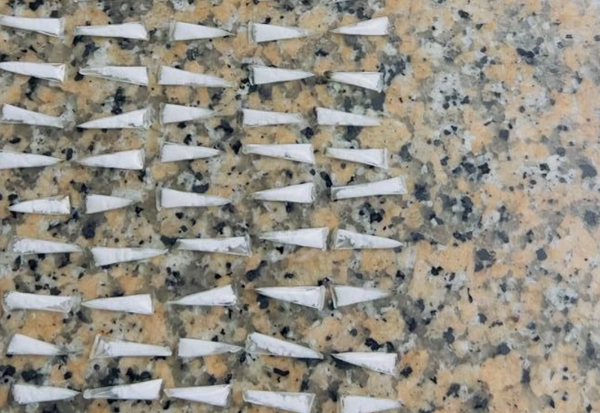 巴拿马青少年因持有毒品被捕