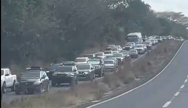 复活节星期天：泛美高速公路瘫痪