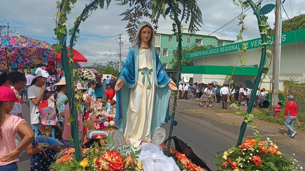 Santiago Celebrates Traditional Pilgrimage in Honor of Our Lady of the Miraculous Medal