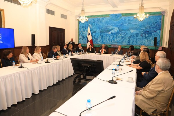 APEDA Supports Law 462 for Social Security