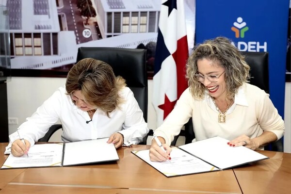 Inadeh and ATP Sign Agreement on Tour Guide Certification in Panama