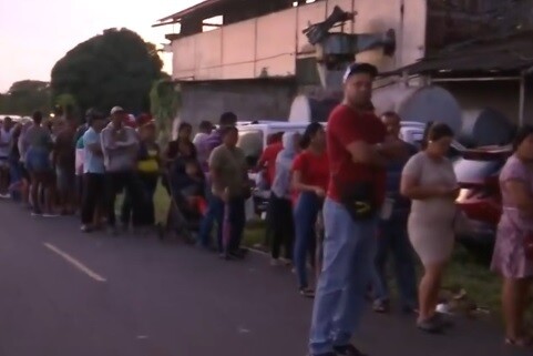 Mass food box sales in Panama