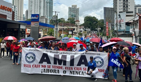 Teachers Strike Against Government Repression