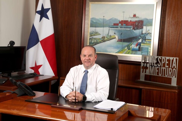 Panama’s Chamber of Commerce Raises Debate on Mining along with Employment and Sustainability