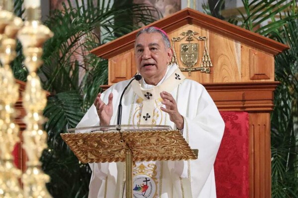 大主教警告实用无神论，呼吁从心底活出信仰