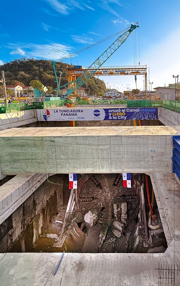 Panama TBM Completes Crossing Under Panama Canal
