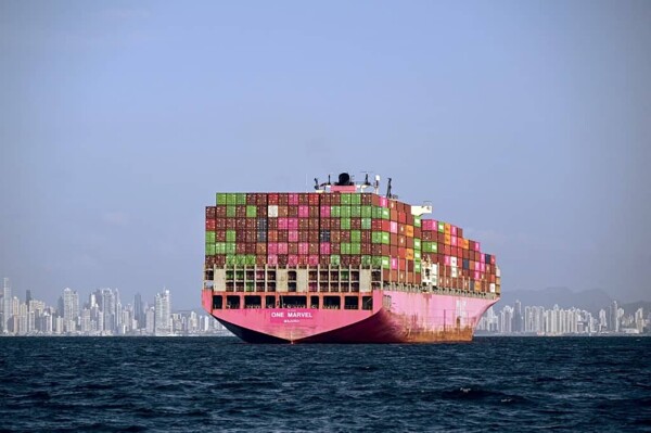 Presidente de Panamá: la crisis con EE.UU. por el canal ha terminado