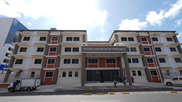 Panama Inaugurates New School and Announces Education Reform
