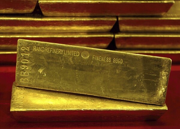 黄金价格触及历史新高