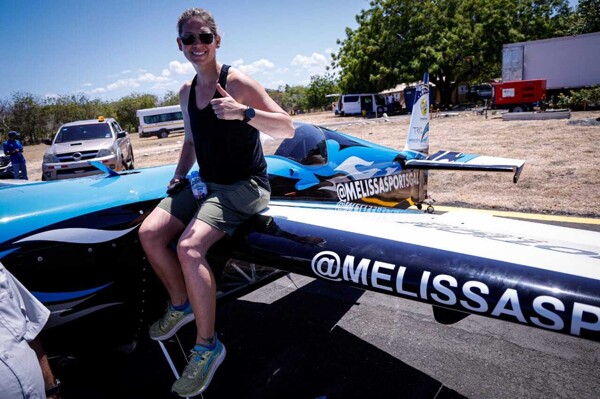 American Pilot Melissa Burns Welcomed in Panama