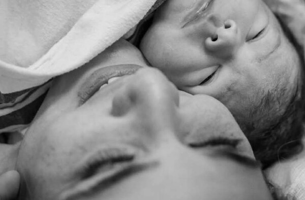 Знаменитости Панамы отметили свой первый День матери