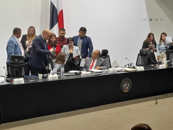 President Mulino warns of possible vetoes to CSS reforms