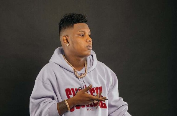 艺术家叶米尔团队指控监狱侵犯权利