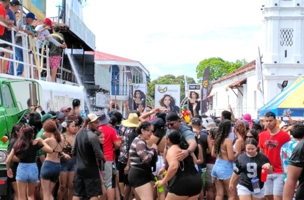 Las Tablas Prepares for Panama Carnival