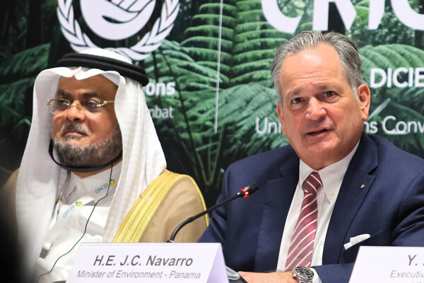 UN opens session in Panama with call to halt loss of fertile lands