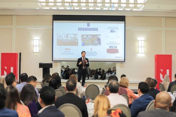 University of the Isthmus Presents Accountability Report for 2025