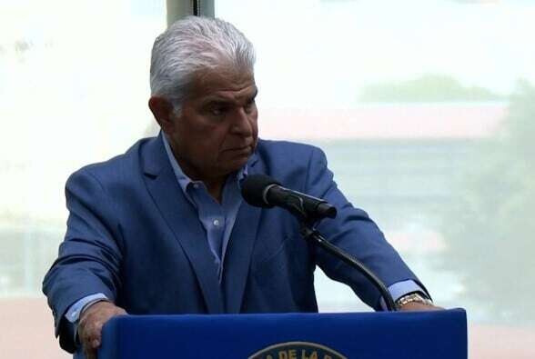 Panama's President Inspects Balboa Port After Operator Change