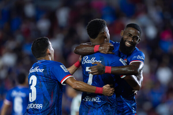 Plaza Amador Wins Panamanian Championship