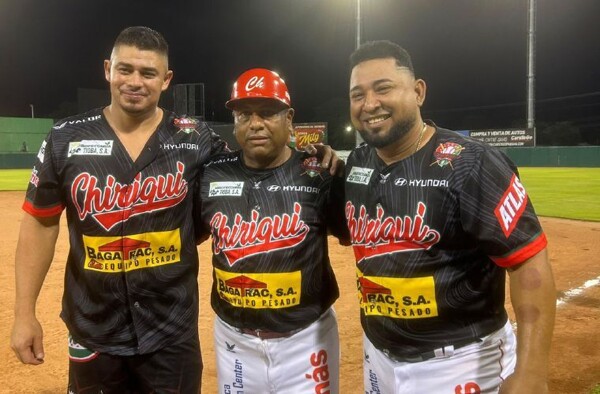 Two Chiriquí Players Reach 800 Hits in Baseball