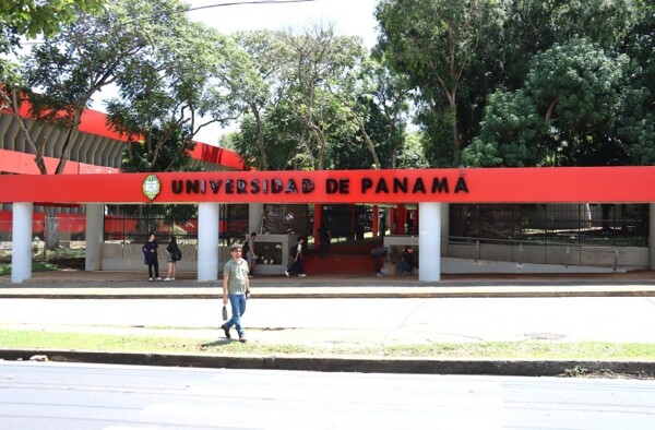University of Panama Approves Academic Calendar for 2026