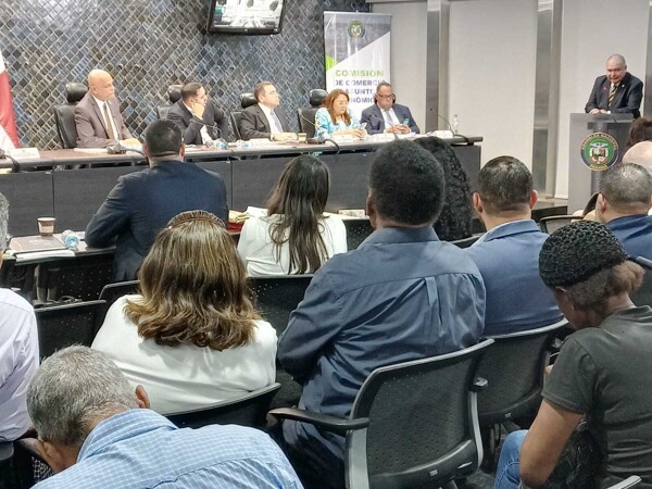 里奥阿瓦霍的非裔安的列斯小径不会被移除，洪水将减少