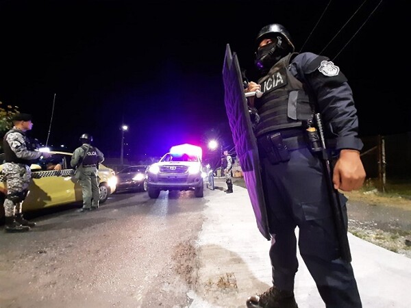 巴拿马在圣米格尔ito区对未成年人实施宵禁