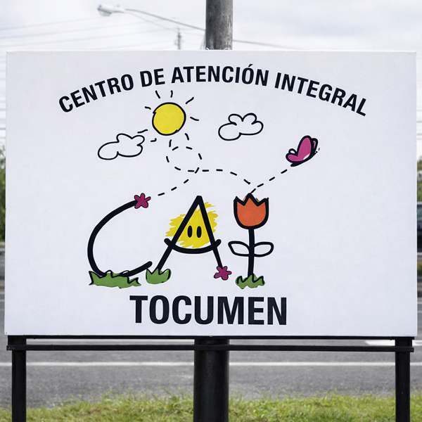 Panama Deputy Inspects Shelters for Minors