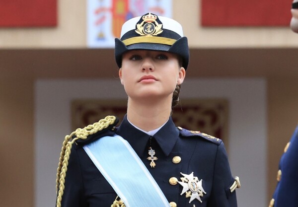 Arrival of Juan Sebastián Elcano in Panama with Princess Leonor