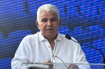 Президент Панамы Мулино отправляется в Коста-Рику для укрепления торговых и сотрудничества