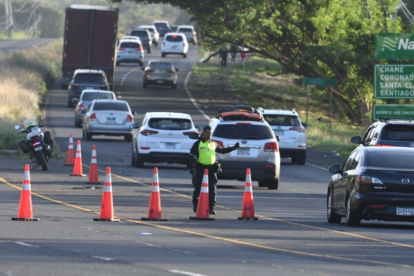 Over 77,000 vehicles travel to Panama's provinces for Easter