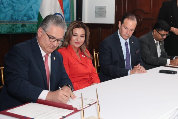 Panama and India Sign Agreements for Rapid-Impact Projects