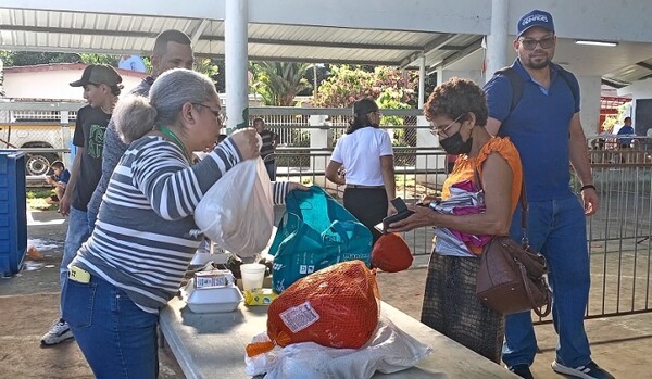 IMA Christmas Fair in Aguadulce