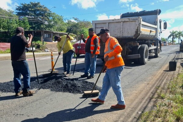 Ministry of Public Works Intensifies Road Maintenance in La Chorrera