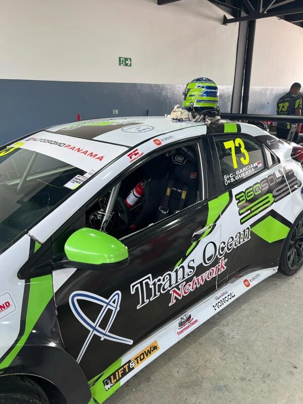 First victory for García and Guerra in motorsport